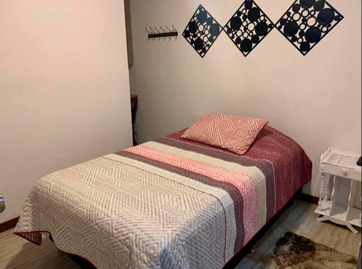 Hotel Alcatraz Yarumal Δωμάτιο φωτογραφία