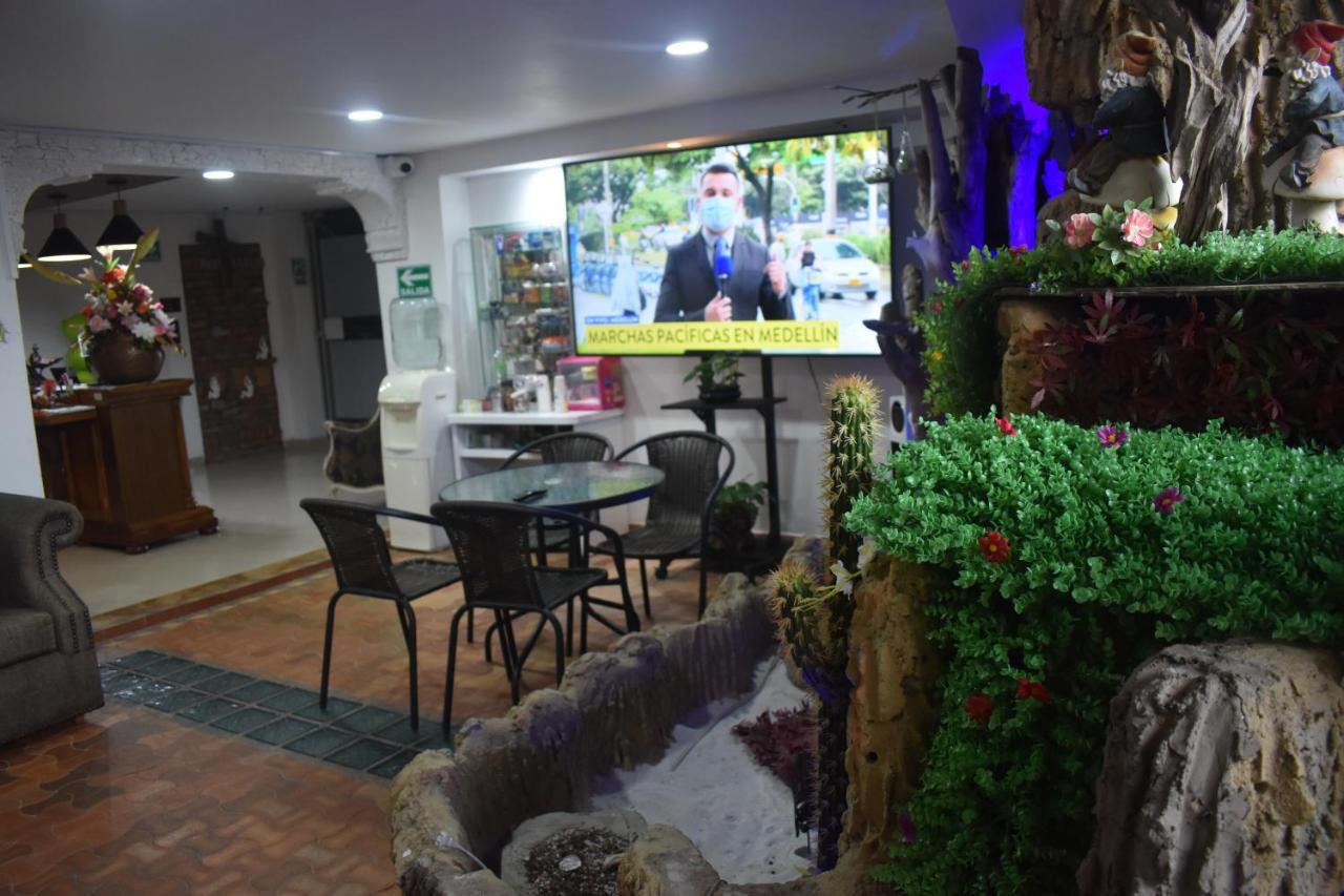 Hotel Alcatraz Yarumal Εξωτερικό φωτογραφία