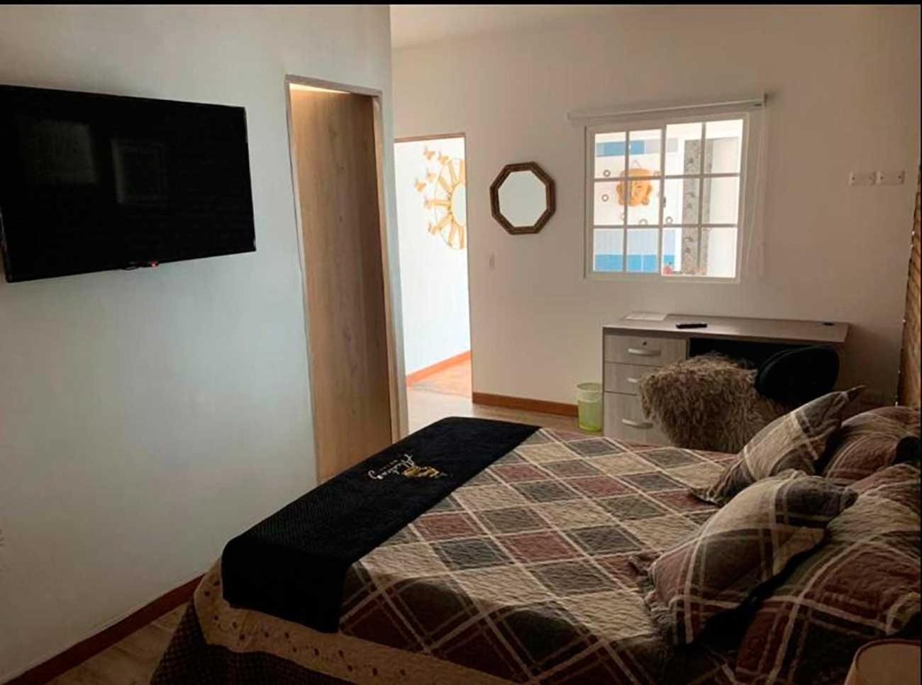 Hotel Alcatraz Yarumal Δωμάτιο φωτογραφία