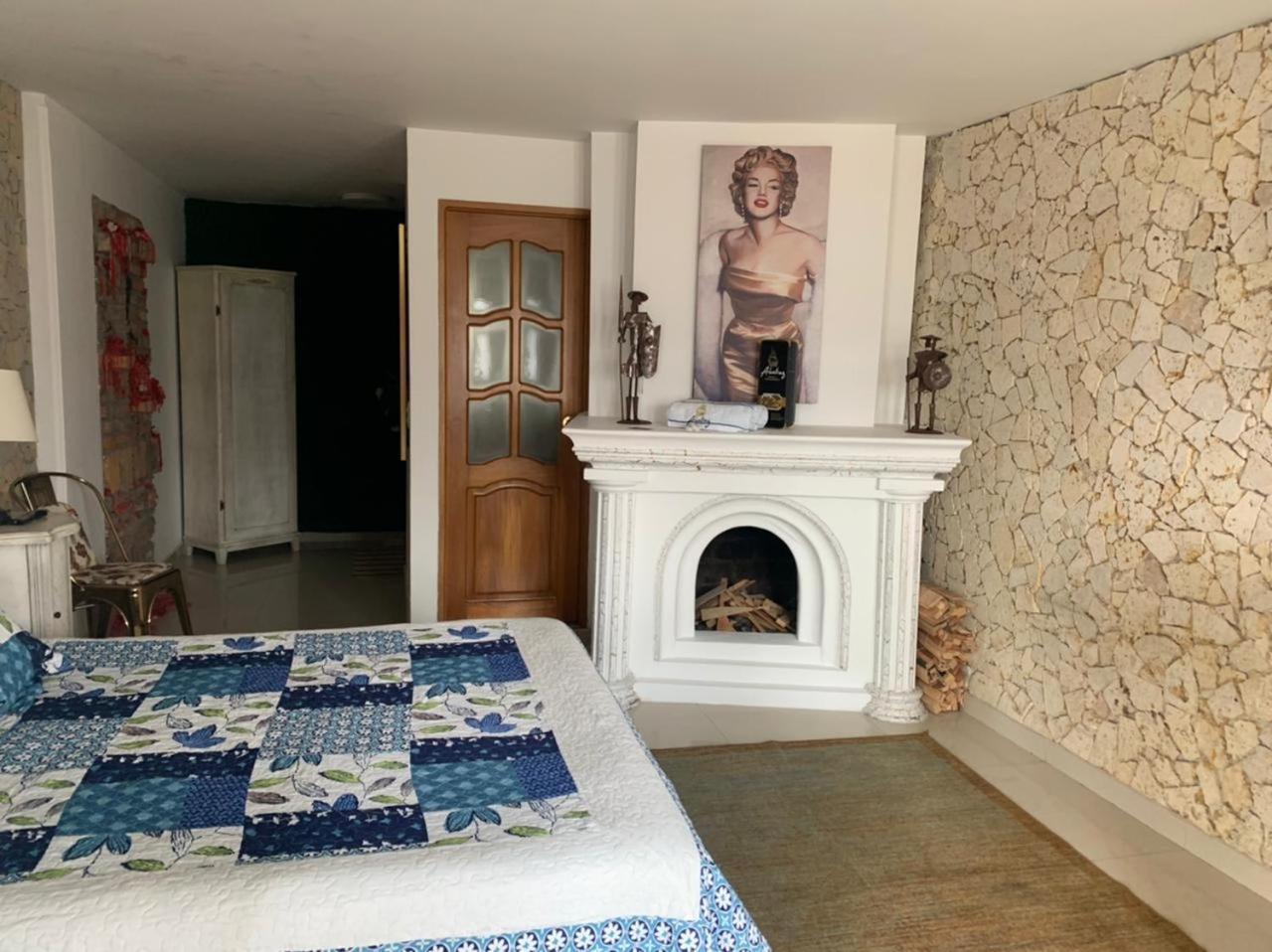 Hotel Alcatraz Yarumal Δωμάτιο φωτογραφία
